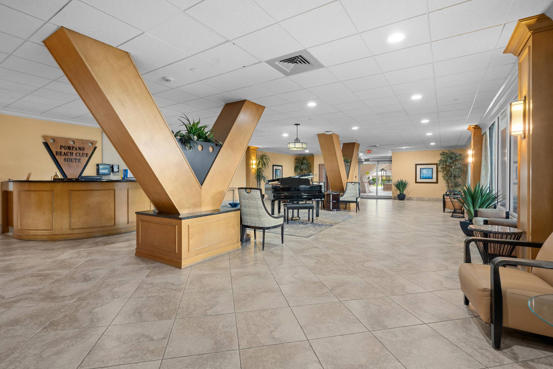 111 BRINY Avenue, #PH7, Pompano Beach, FL 33062 DSC04735