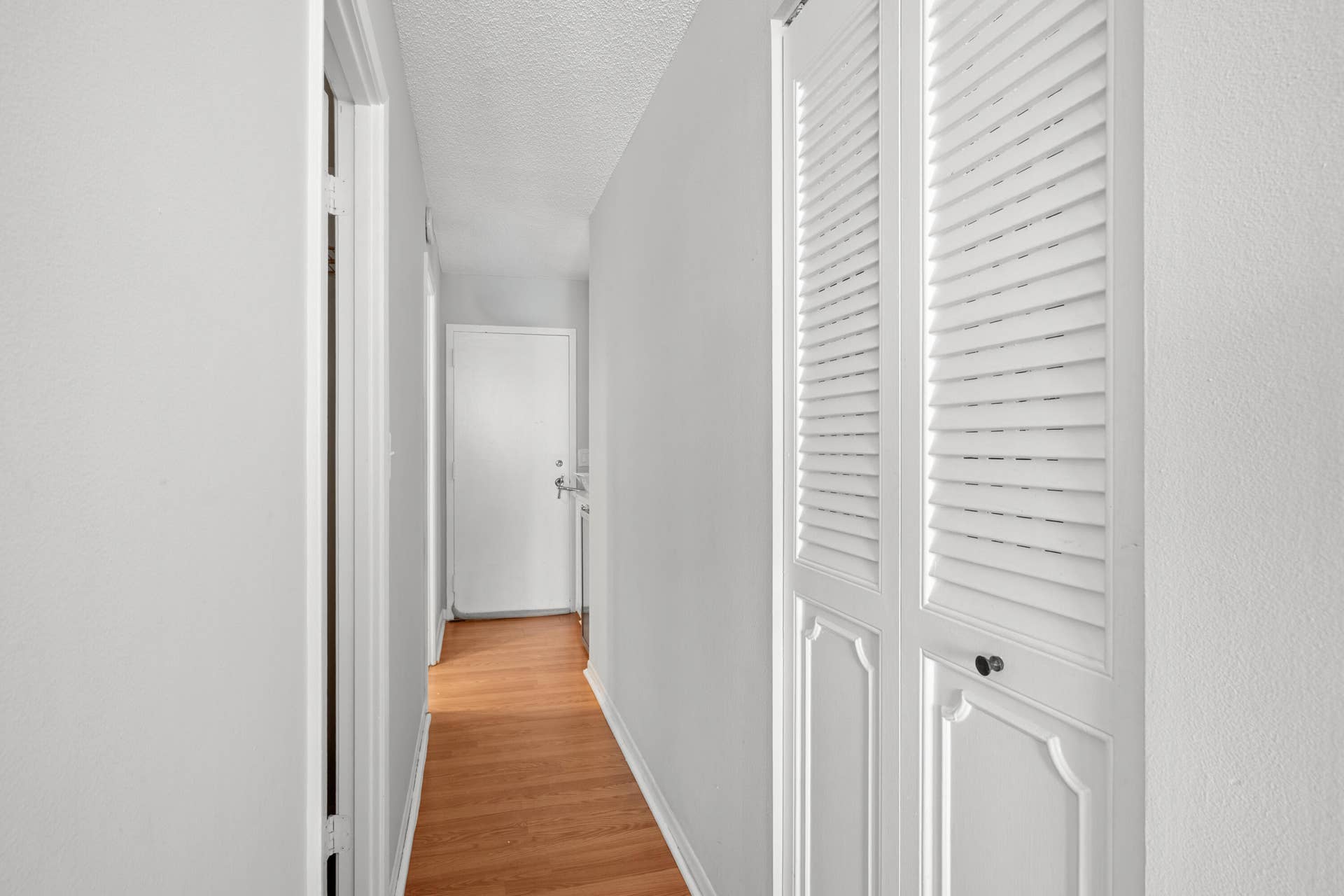 111 BRINY Avenue, #PH7, Pompano Beach, FL 33062 DSC04909
