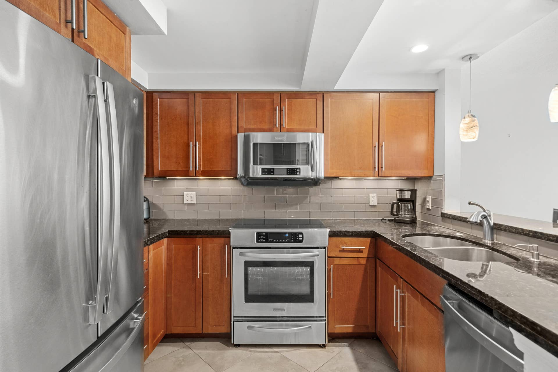 111 BRINY Avenue, #PH7, Pompano Beach, FL 33062 DSC04740