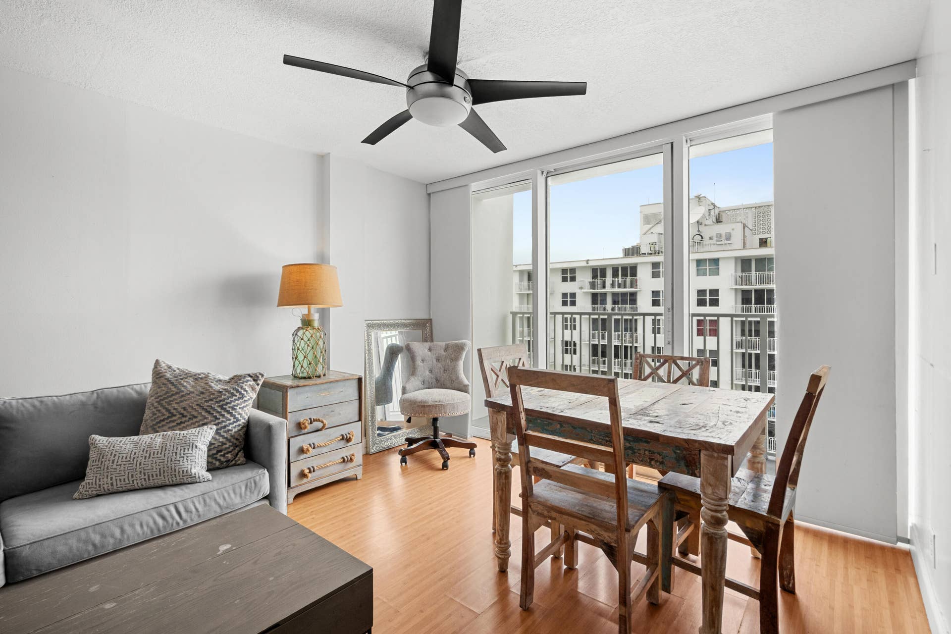 111 BRINY Avenue, #PH7, Pompano Beach, FL 33062 DSC04780