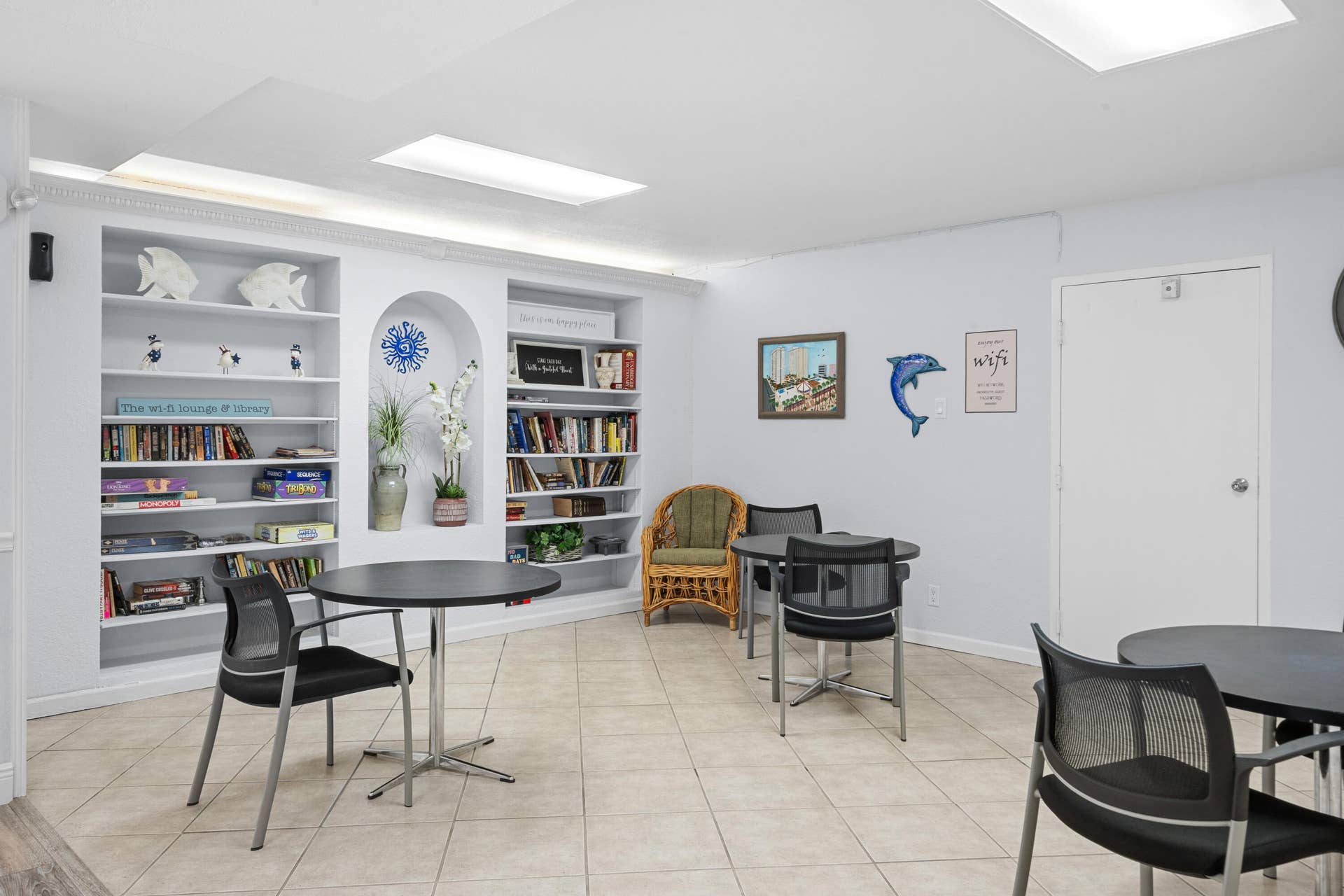 111 BRINY Avenue, #PH7, Pompano Beach, FL 33062 DSC04966