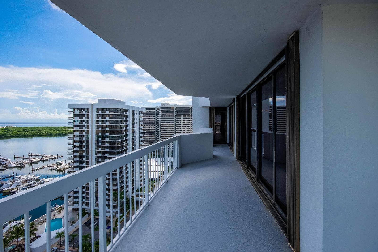 123 Lakeshore Drive, #1945, North Palm Beach, FL 33408 DSC_0529-HDR