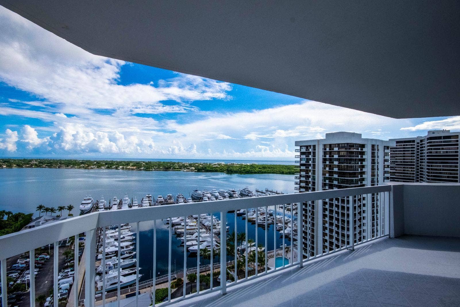 123 Lakeshore Drive, #1945, North Palm Beach, FL 33408 DSC_0559-HDR