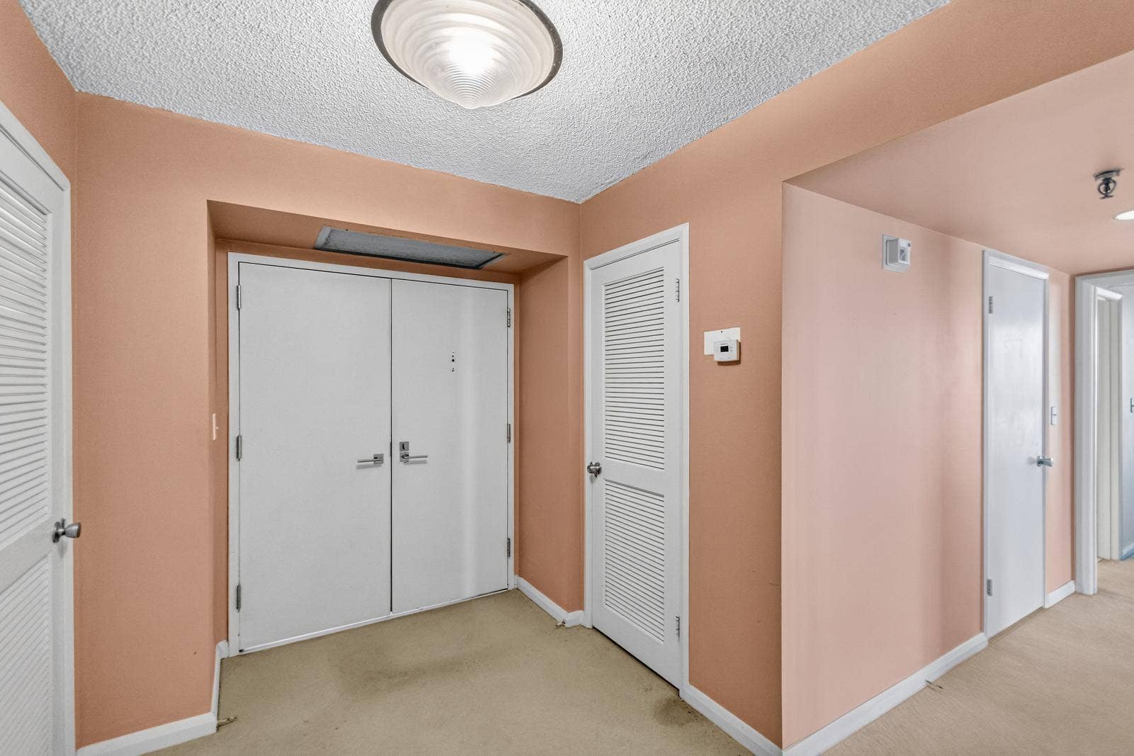 123 Lakeshore Drive, #1945, North Palm Beach, FL 33408 Foyer