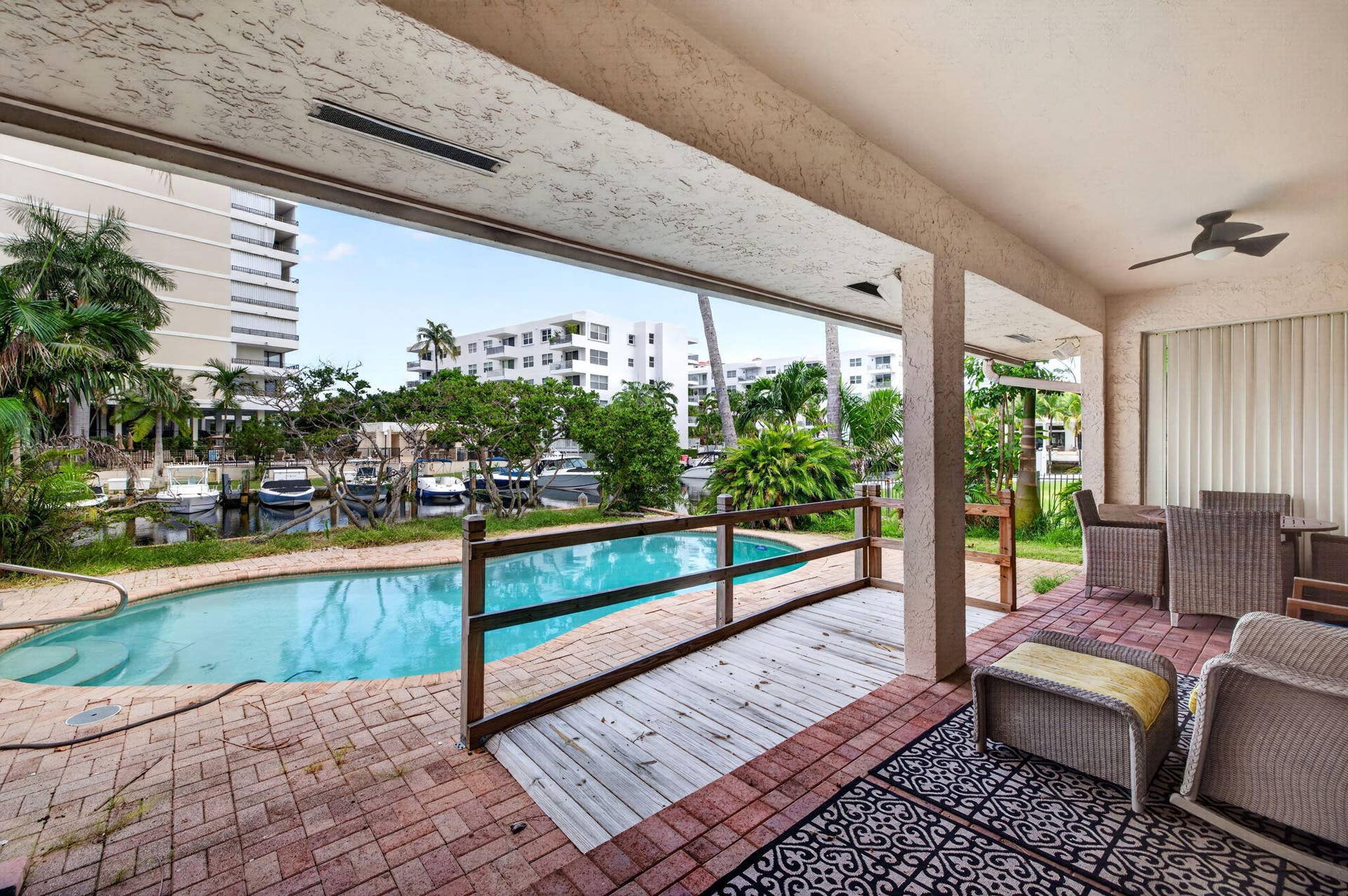 1920 E Terra Mar Drive, Lauderdale By The Sea, FL 33062 51-web-or-mls-699A8937