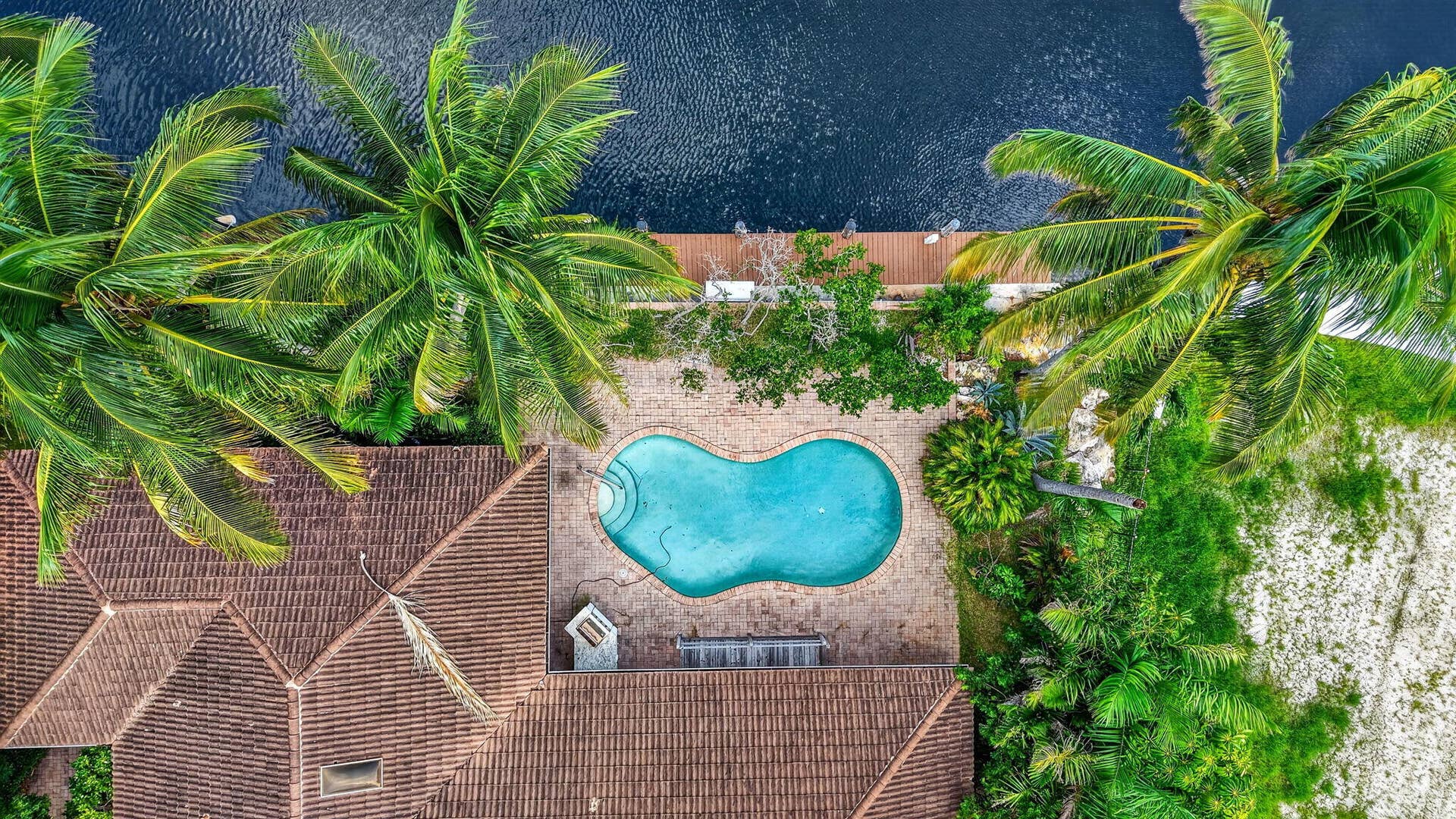 1920 E Terra Mar Drive, Lauderdale By The Sea, FL 33062 93-web-or-mls-eDJI_20260902165033_0037_D