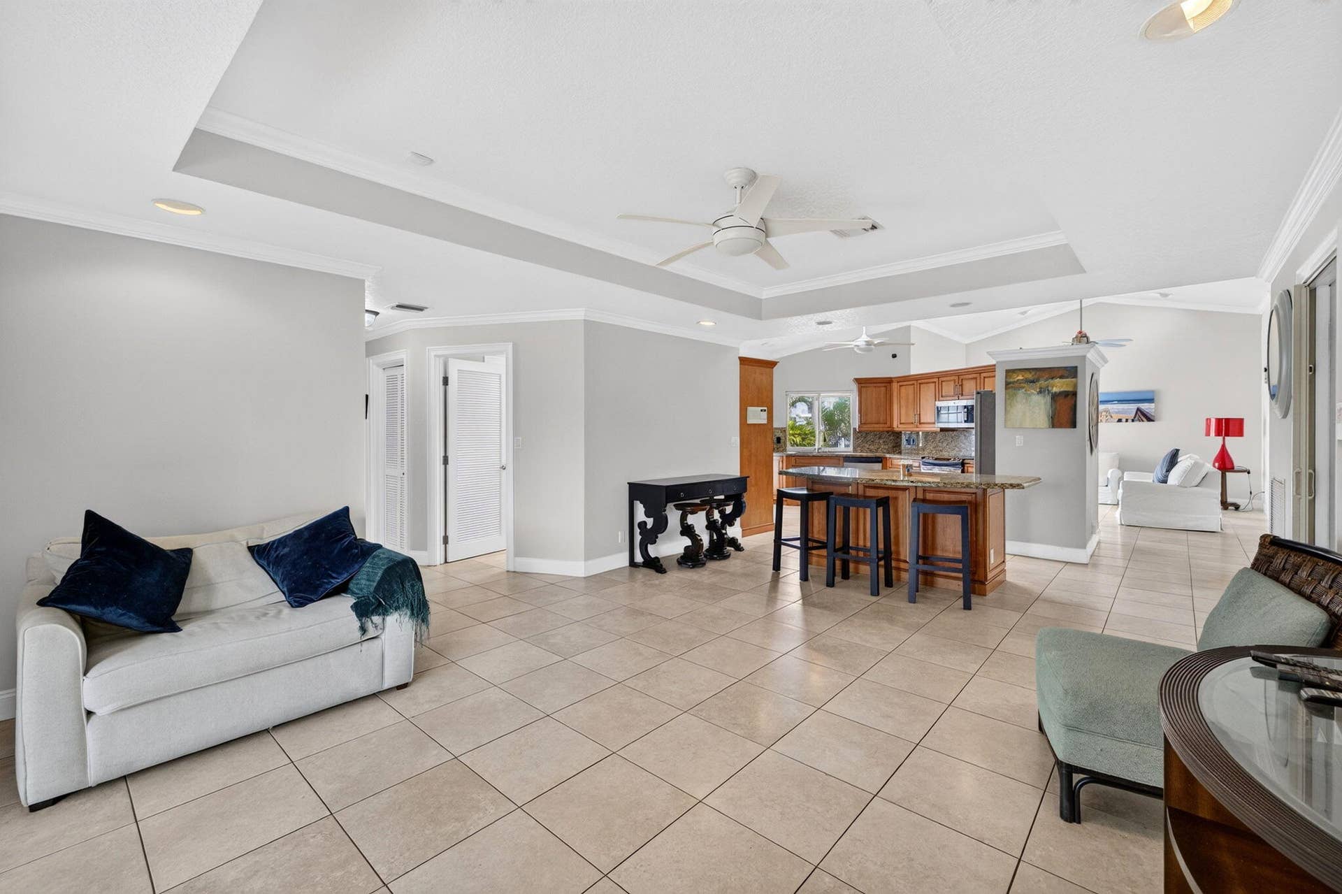 1920 E Terra Mar Drive, Lauderdale By The Sea, FL 33062 17-web-or-mls-699A8591