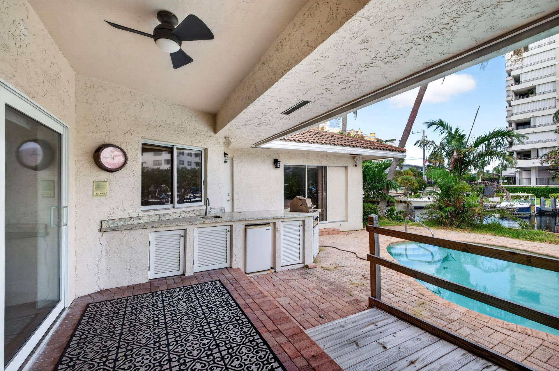 1920 E Terra Mar Drive, Lauderdale By The Sea, FL 33062 52-web-or-mls-699A8946