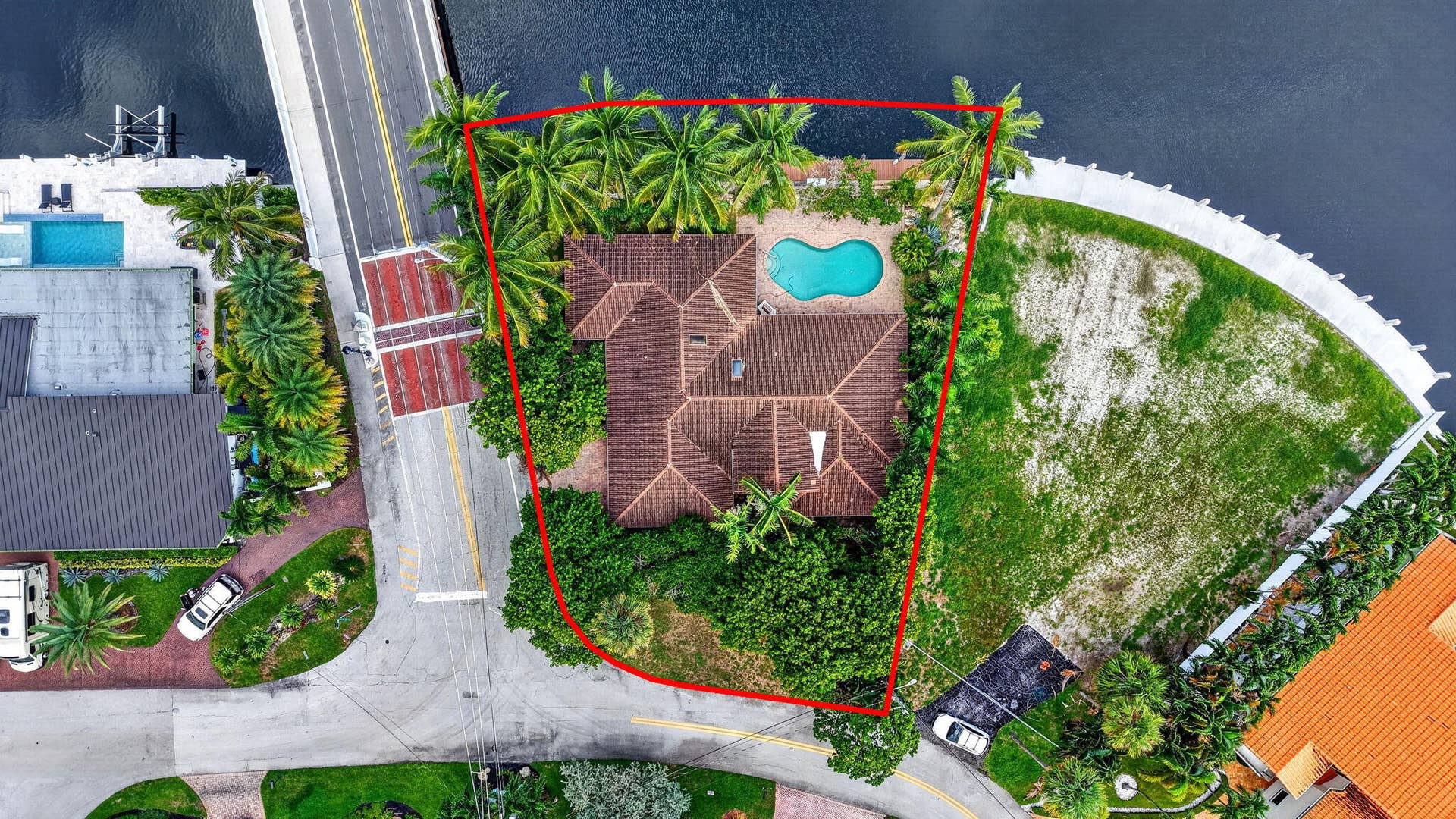 1920 E Terra Mar Drive, Lauderdale By The Sea, FL 33062 92-web-or-mls-eDJI_20260902165013_0022_D