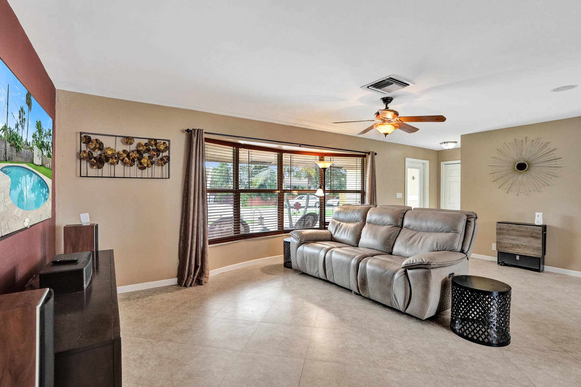 80 SE 10TH Street, Pompano Beach, FL 33060 DSC03281
