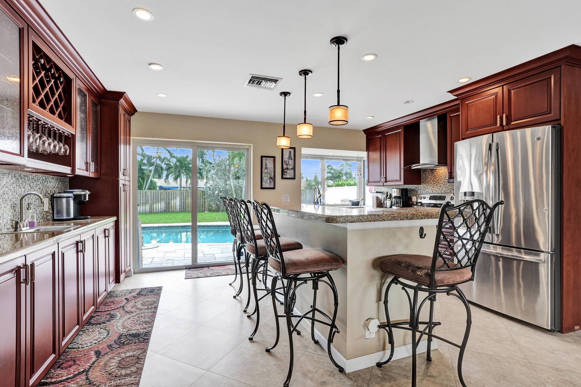 80 SE 10TH Street, Pompano Beach, FL 33060 DSC03284