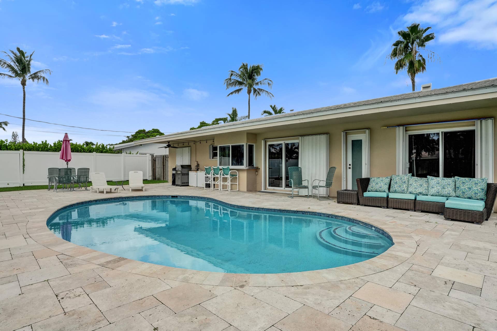 80 SE 10TH Street, Pompano Beach, FL 33060 DSC03335