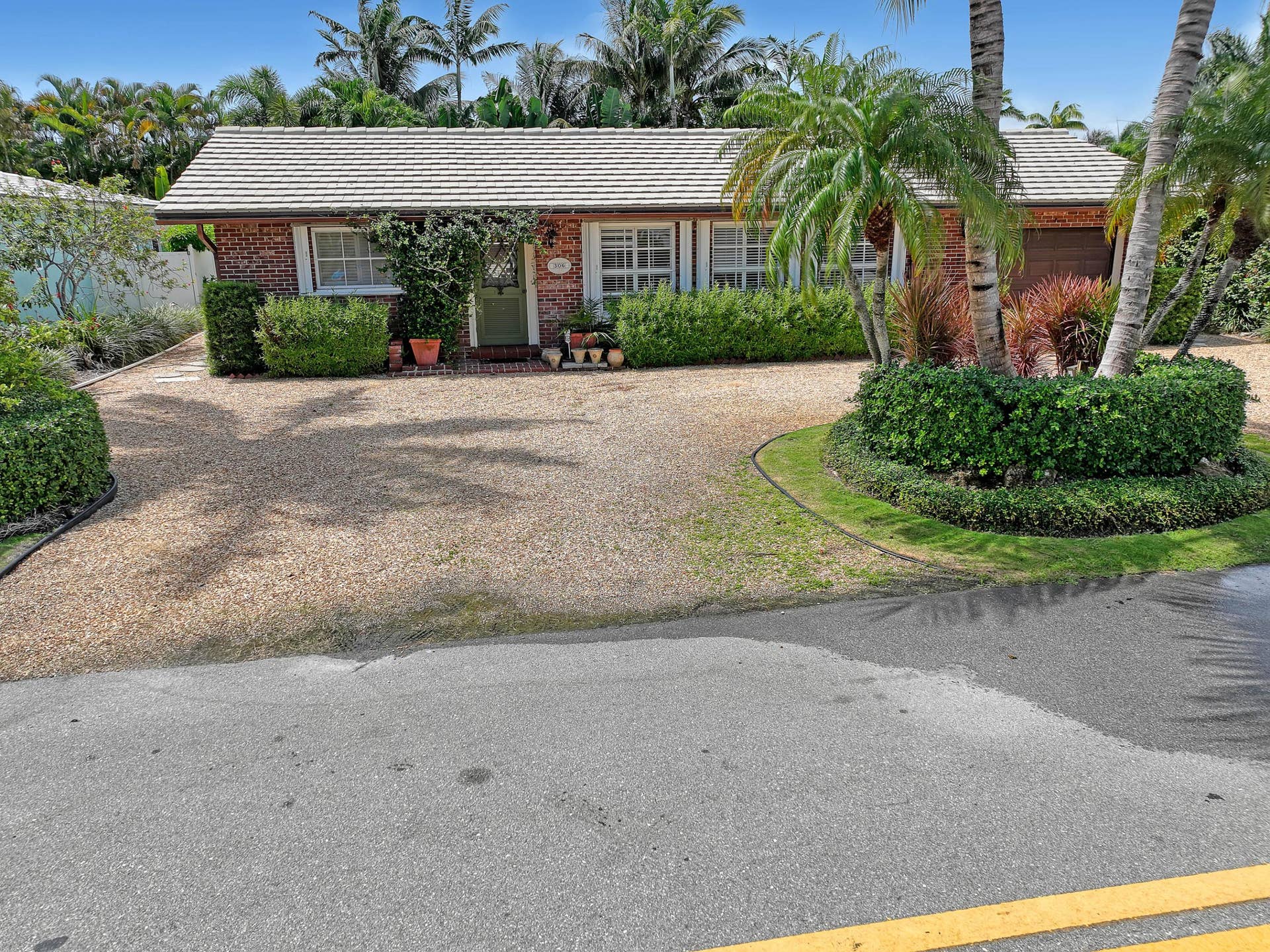 306 CASCADE Lane, Palm Beach Shores, FL 33404 306 Cascade (40)