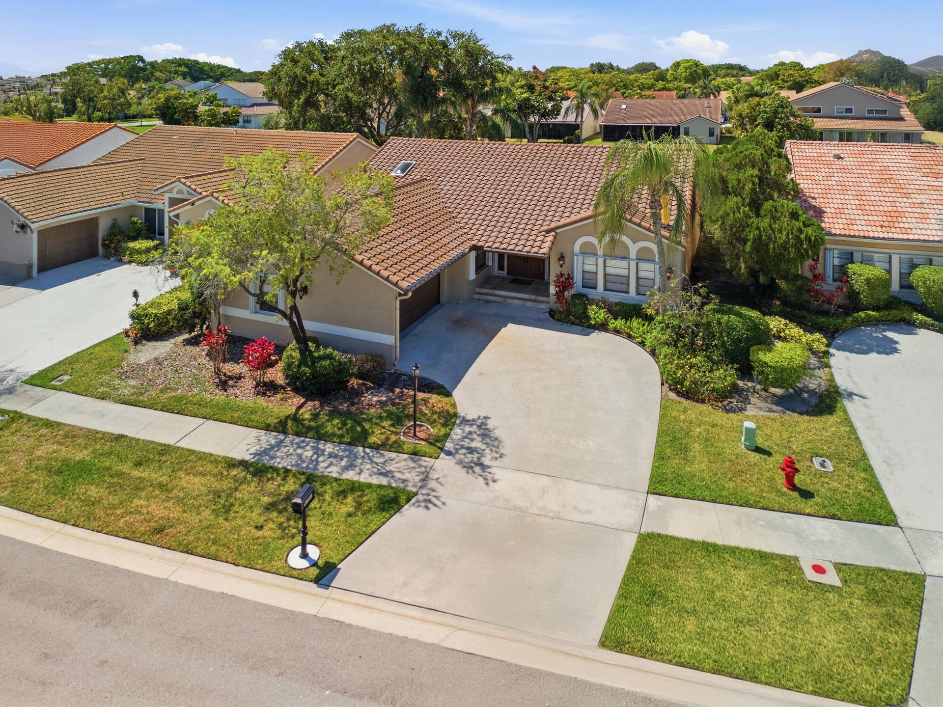 8555 Eagle Run Drive, Boca Raton, FL 33434 02_beyc6a99d28de575a