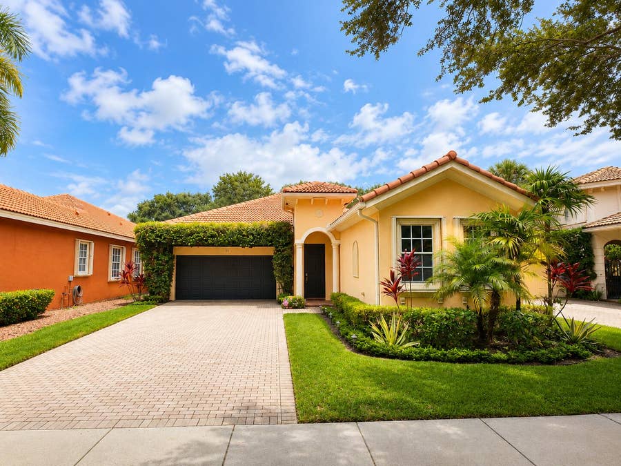 Property photo for 121 PALMFIELD Way, Jupiter, FL