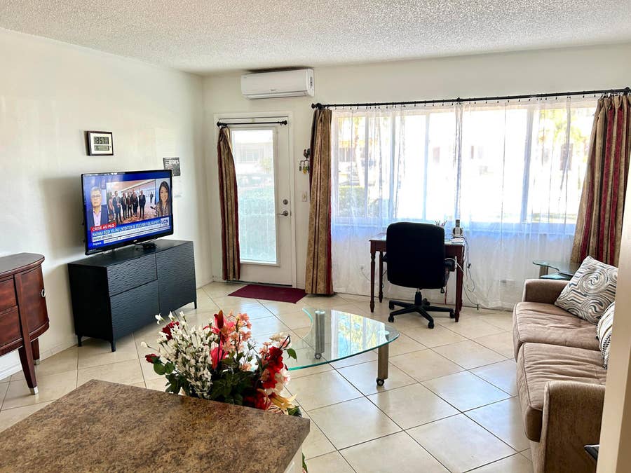 Property photo for 920 SW 11th Avenue, #5d, Hallandale Beach, FL