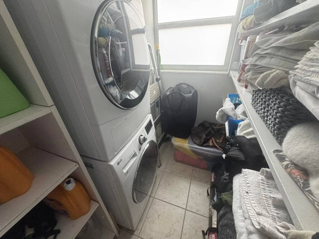 180 Isle Of Venice Drive, #433, Fort Lauderdale, FL 33301 WASHER DRYER IN THE UNIT!