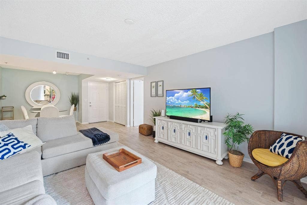 520 SE 5TH Avenue, #2202, Fort Lauderdale, FL 33301 GetMedia-9.ashx
