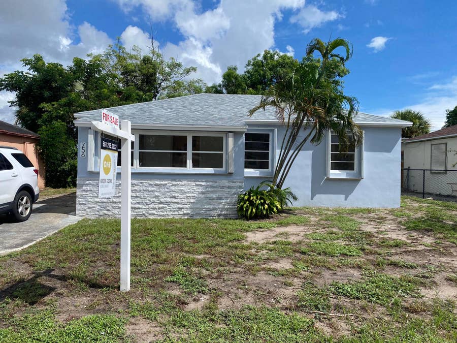 Property photo for 756 W 1ST Street, Riviera Beach, FL