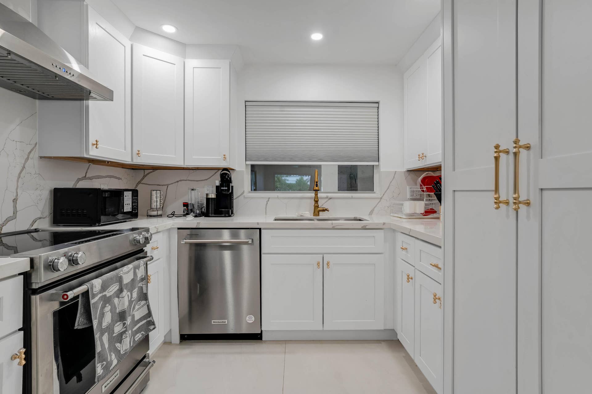 401 BRINY Avenue, #315, Pompano Beach, FL 33062 IMG_5445