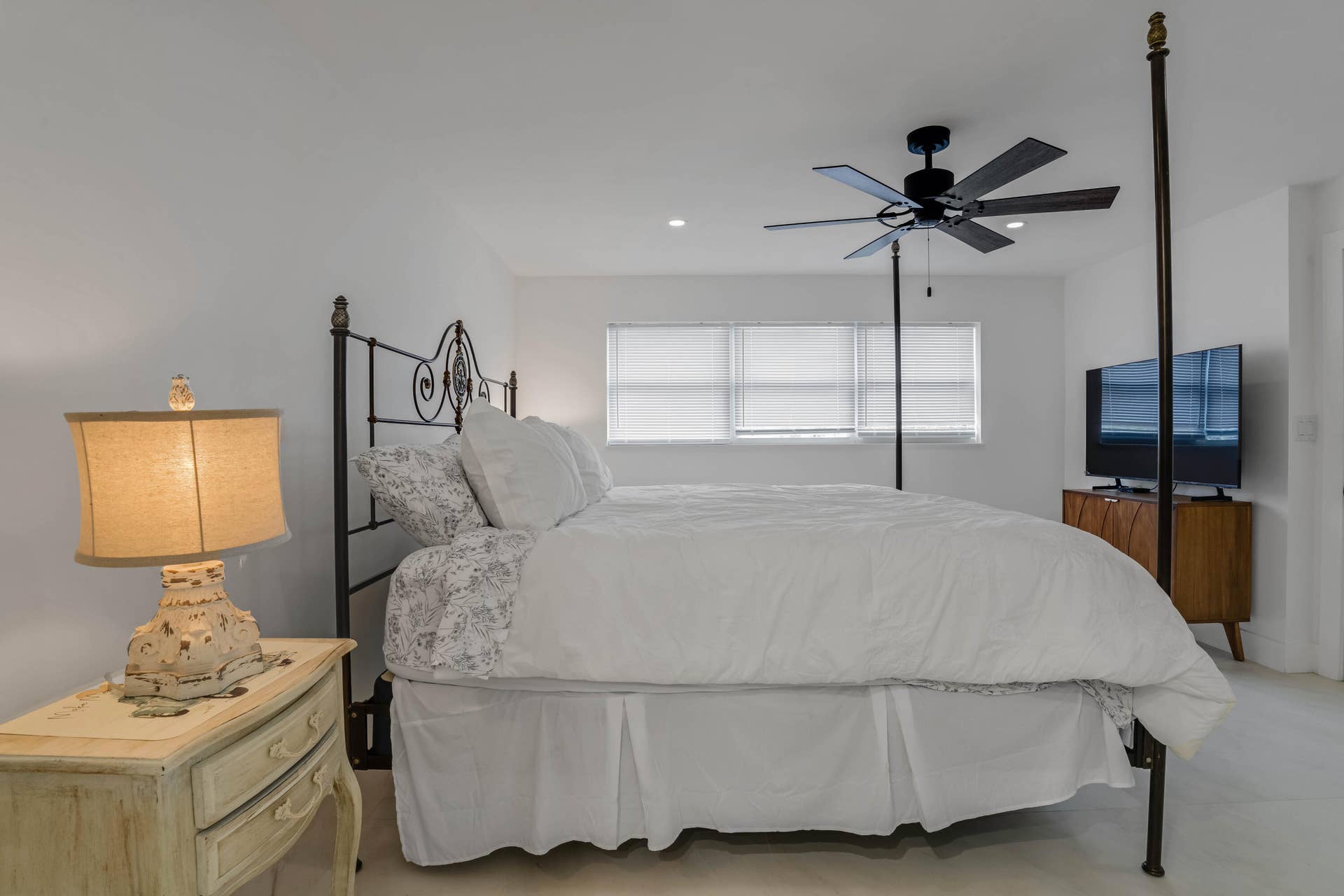 401 BRINY Avenue, #315, Pompano Beach, FL 33062 IMG_5454