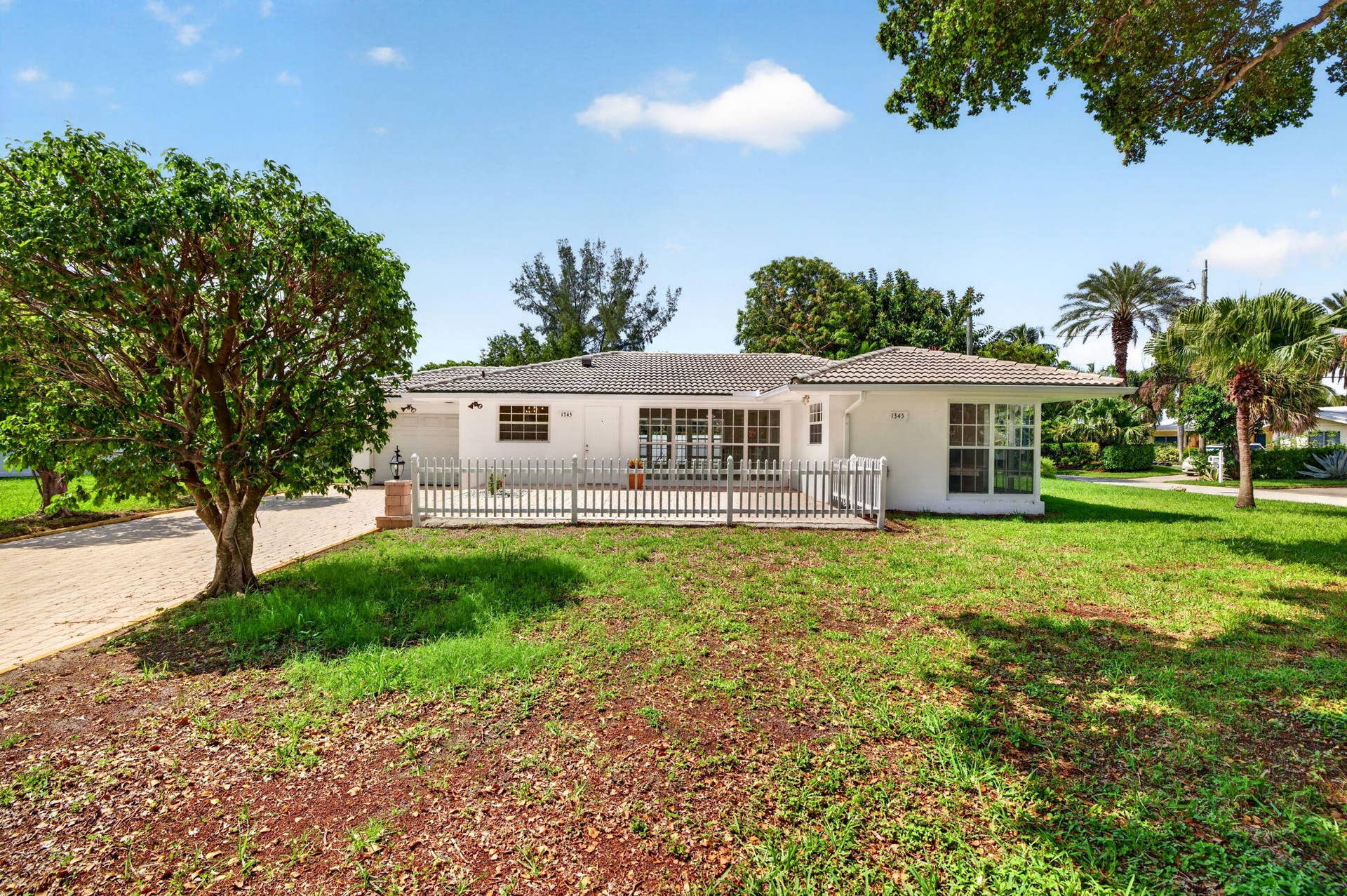 1345 E Terra Mar Drive, Pompano Beach, FL 33062 2-web-or-mls-699A7999