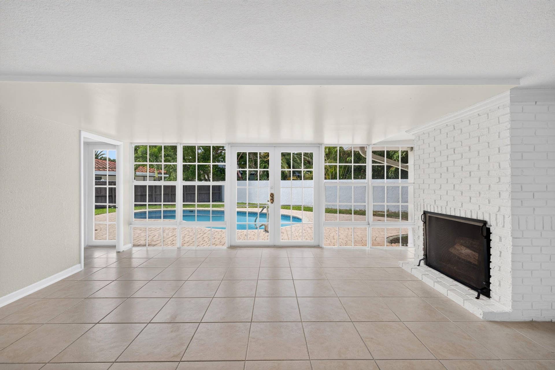 1345 E Terra Mar Drive, Pompano Beach, FL 33062 12-web-or-mls-699A8121