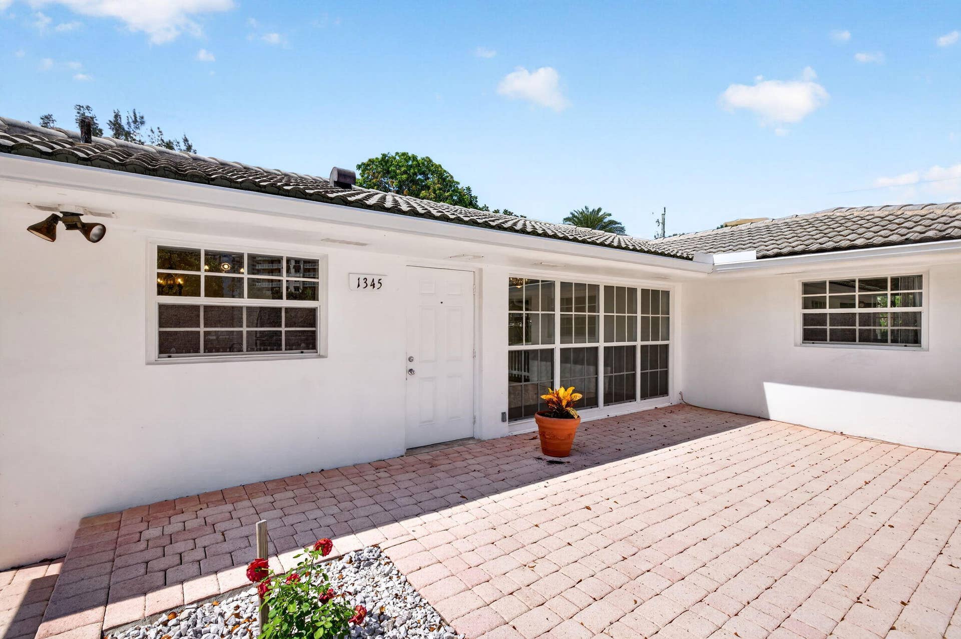 1345 E Terra Mar Drive, Pompano Beach, FL 33062 42-web-or-mls-699A8011