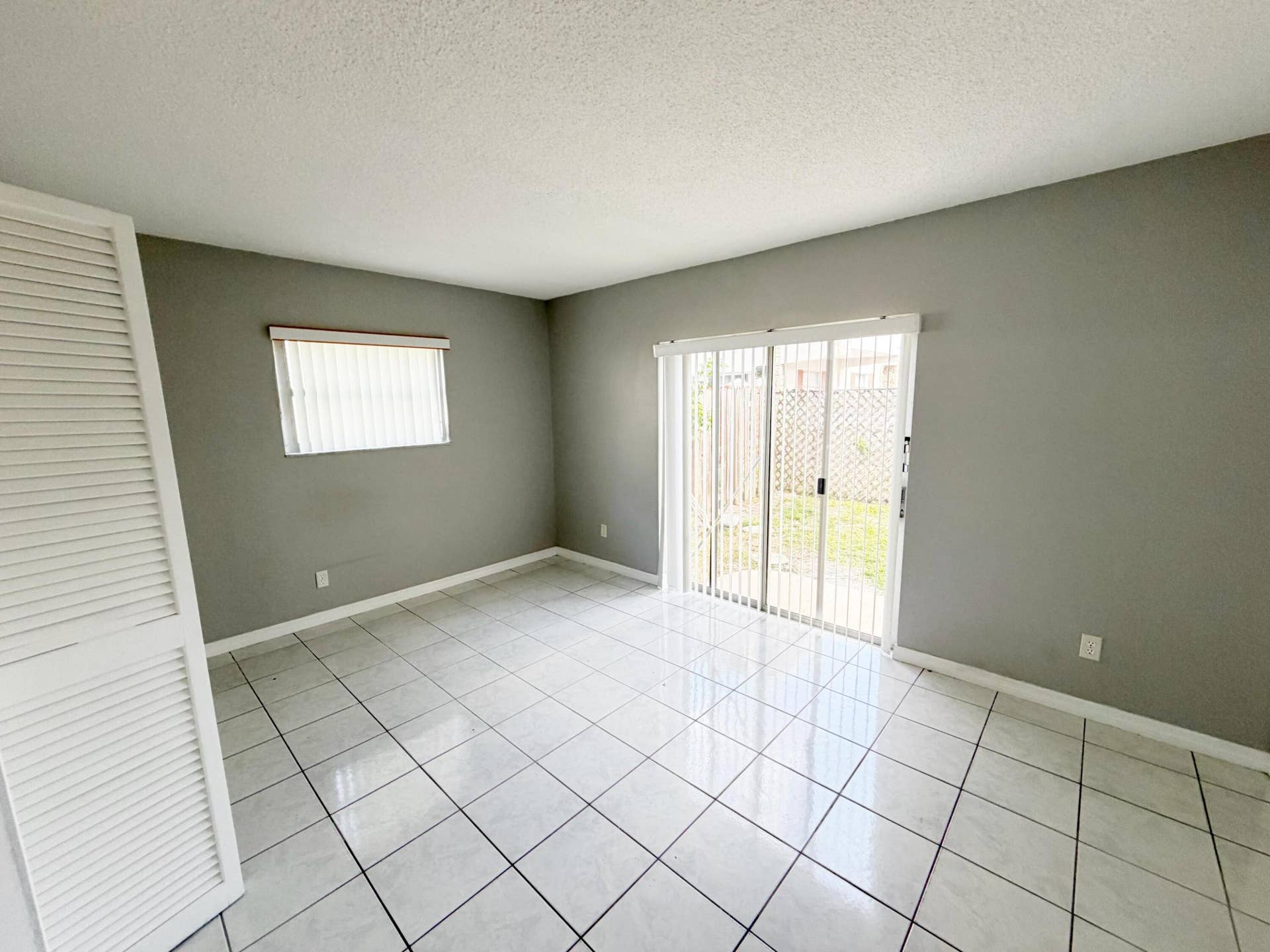 320 SW 1ST Street, #D-2, Pompano Beach, FL 33060 IMG_5387