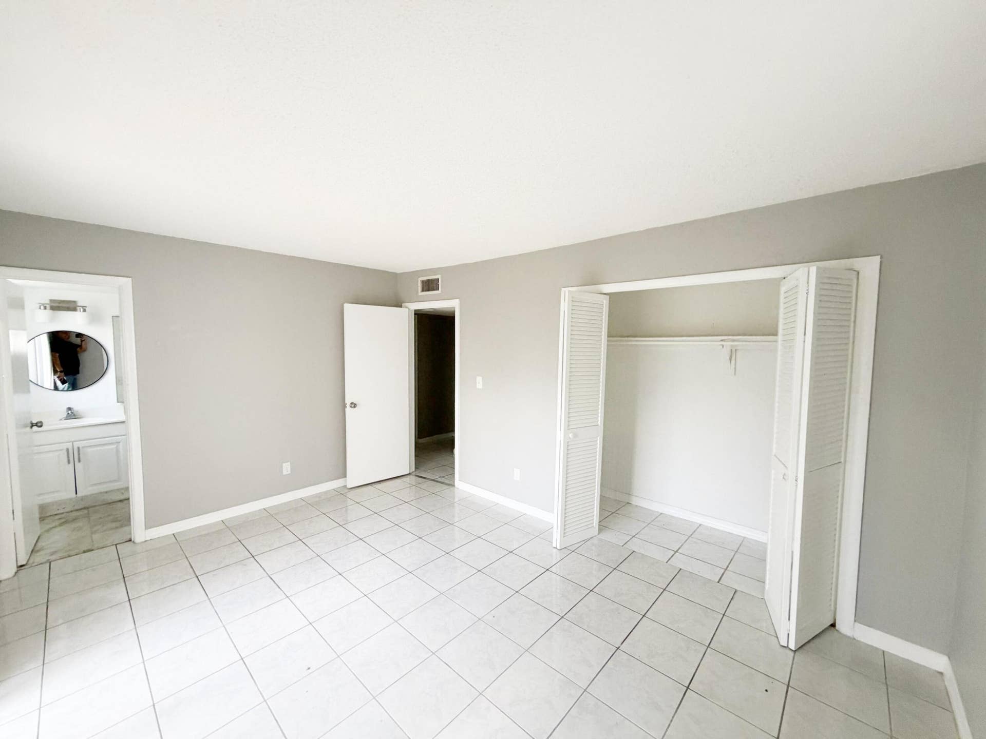 320 SW 1ST Street, #D-2, Pompano Beach, FL 33060 IMG_5388
