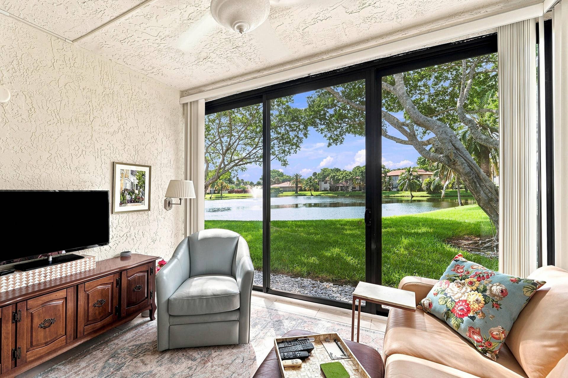 9293 VISTA DEL LAGO, #G, Boca Raton, FL 33428 25_dsc00460_with_tv
