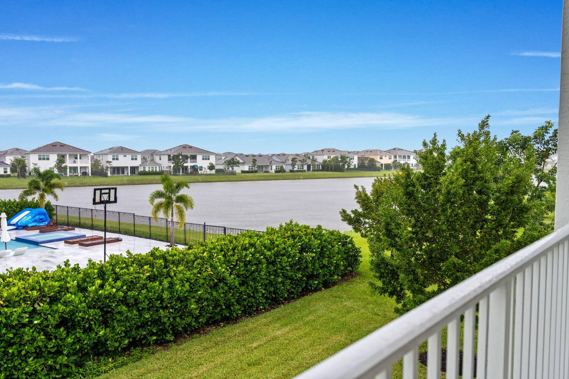 51-web-or-mls-A7406961