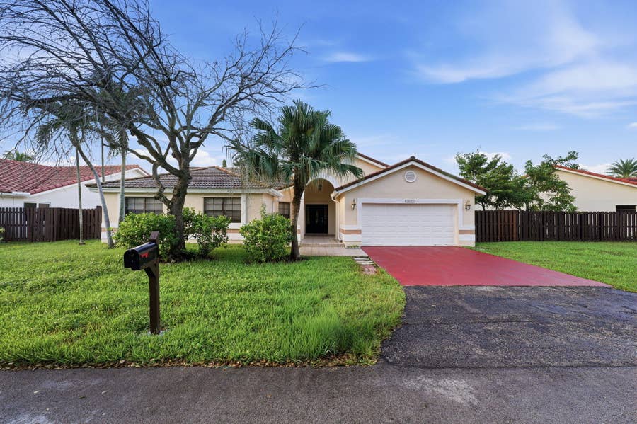 Property photo for 14971 SW 46TH Terrace, Miami, FL