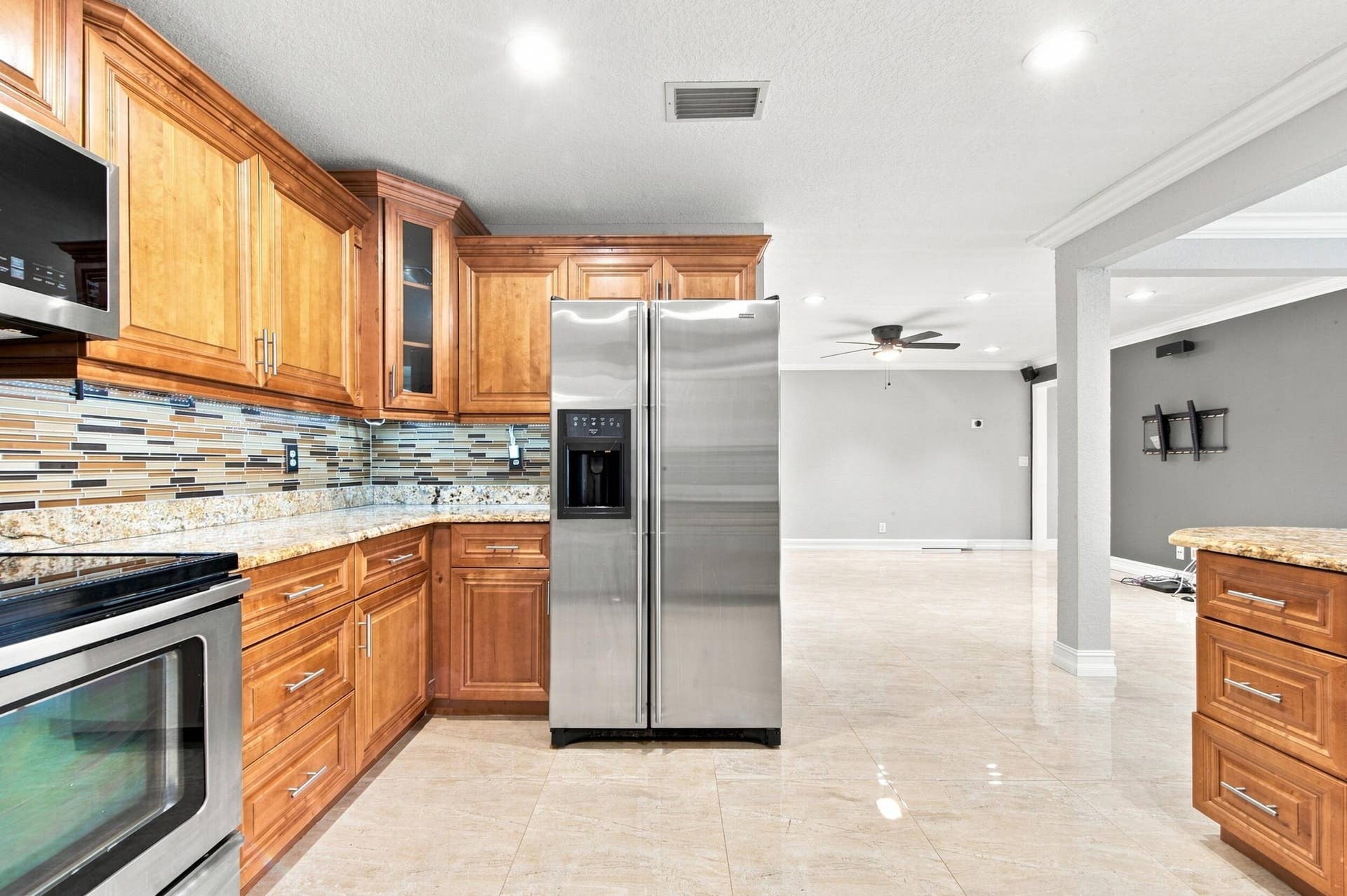 2380 NW 107TH Avenue, Coral Springs, Coral Springs, FL 33065 _d4s0720