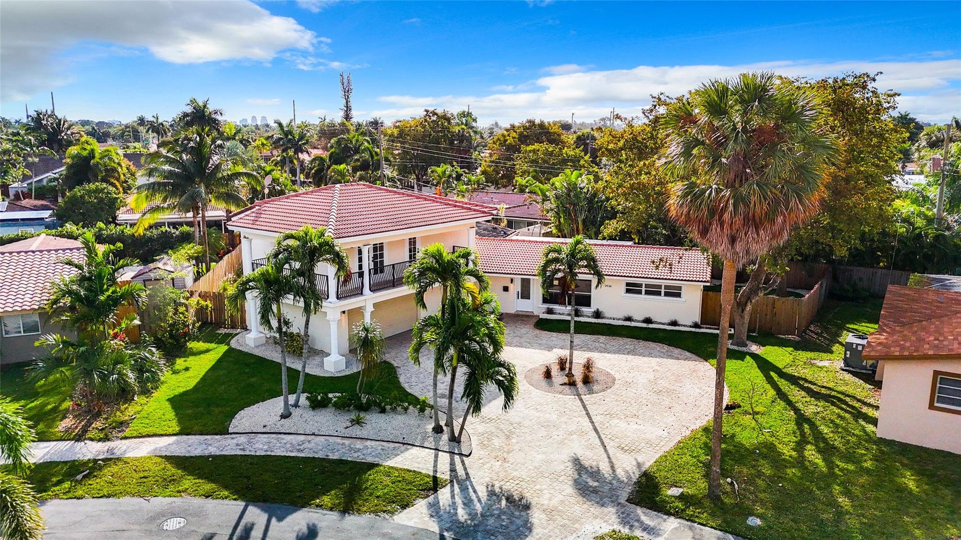 2836 NW 11TH Avenue, Wilton Manors, FL 33311 Photo 2