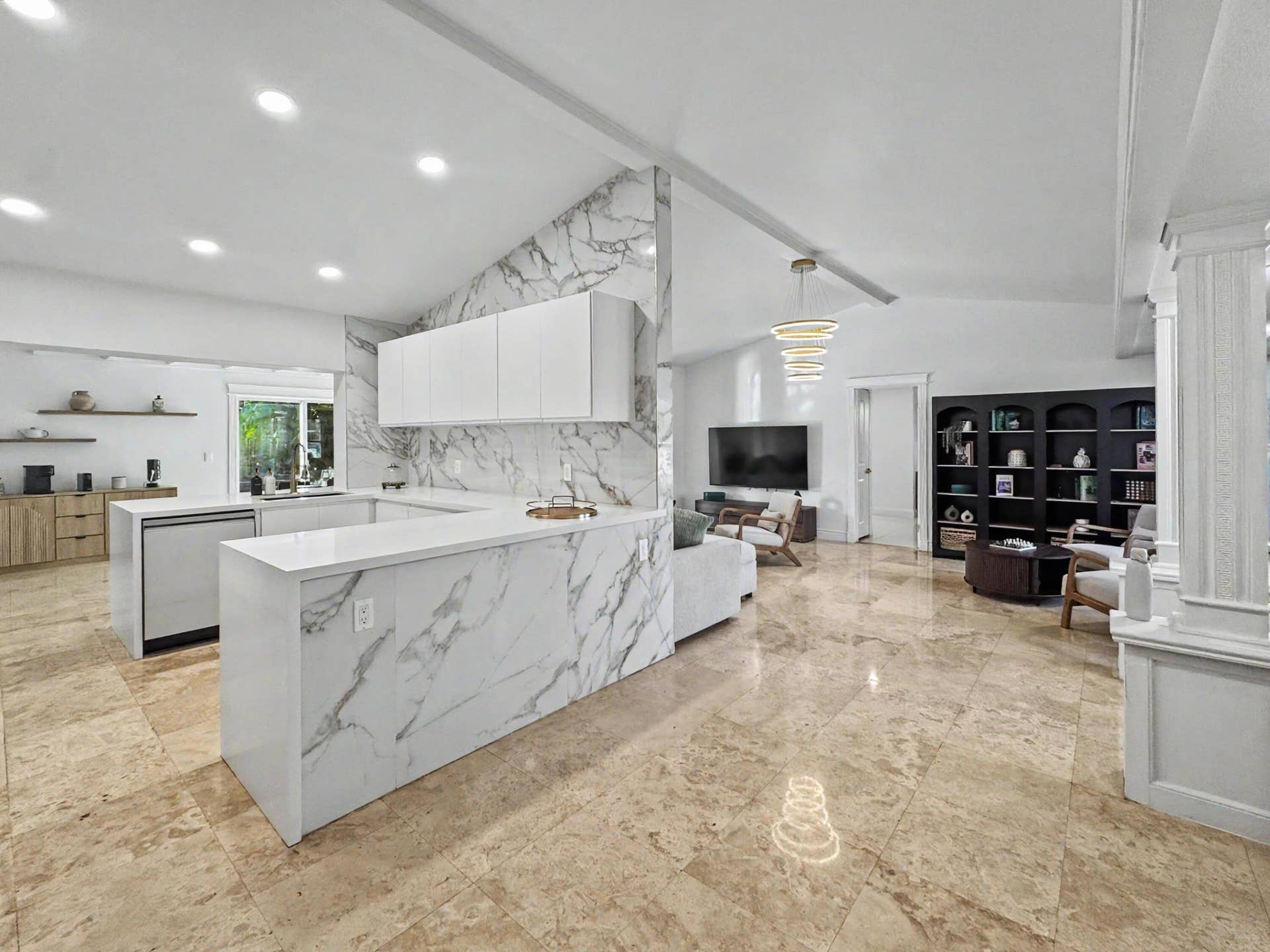 2836 NW 11TH Avenue, Wilton Manors, FL 33311 image00022
