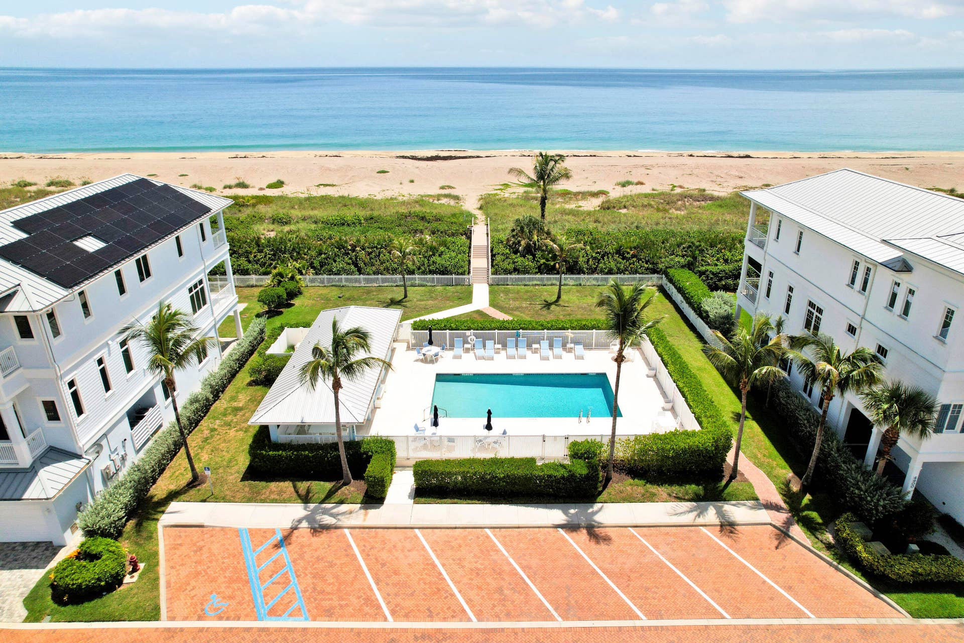 4857 Watersong Way, Fort Pierce, FL 34949 Swimming Pool and Ocean