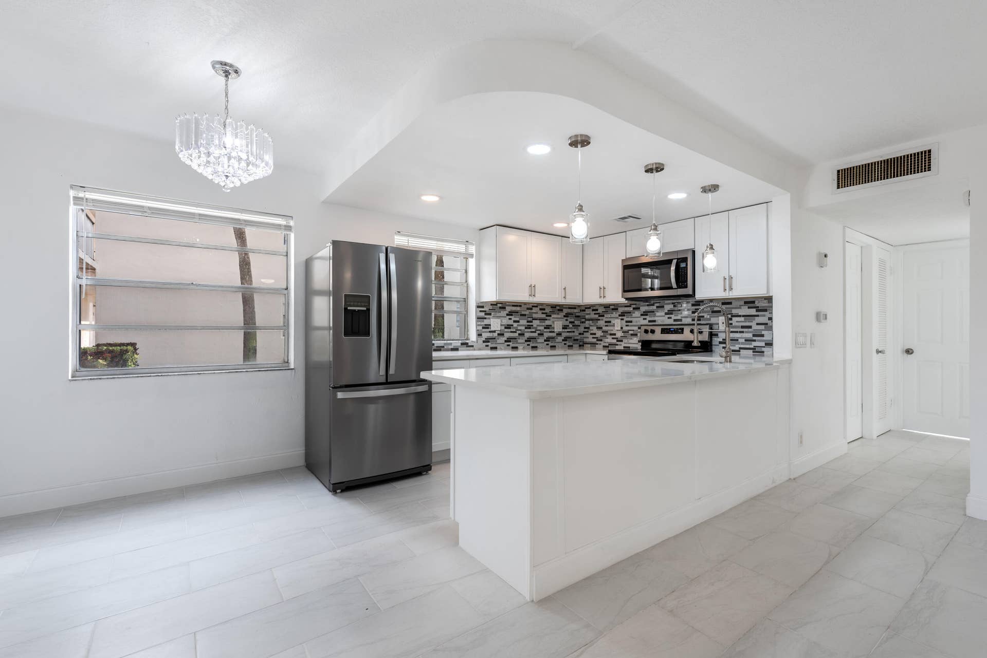 108 Normandy C Lane, Delray Beach, FL 33484 108 Normandy Ln, C-11
