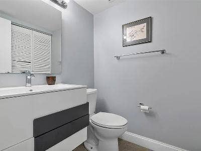 1160 N FEDERAL Highway, #1020, Fort Lauderdale, FL 33304 Remodeled Powder Room