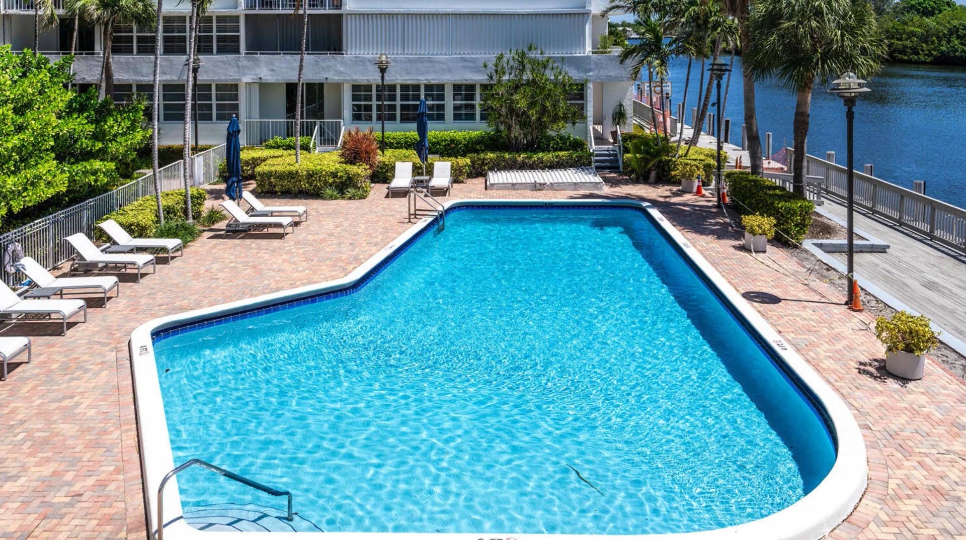 1160 N FEDERAL Highway, #1020, Fort Lauderdale, FL 33304 Luxurious Community Pool overlooking the River