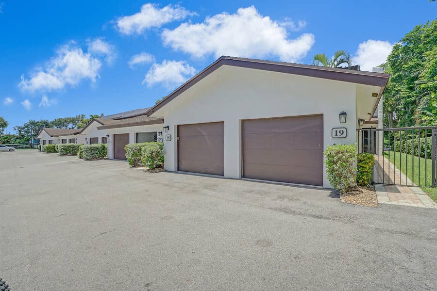 Property photo for 1301 N RIVERSIDE Drive, #19, Pompano Beach, FL