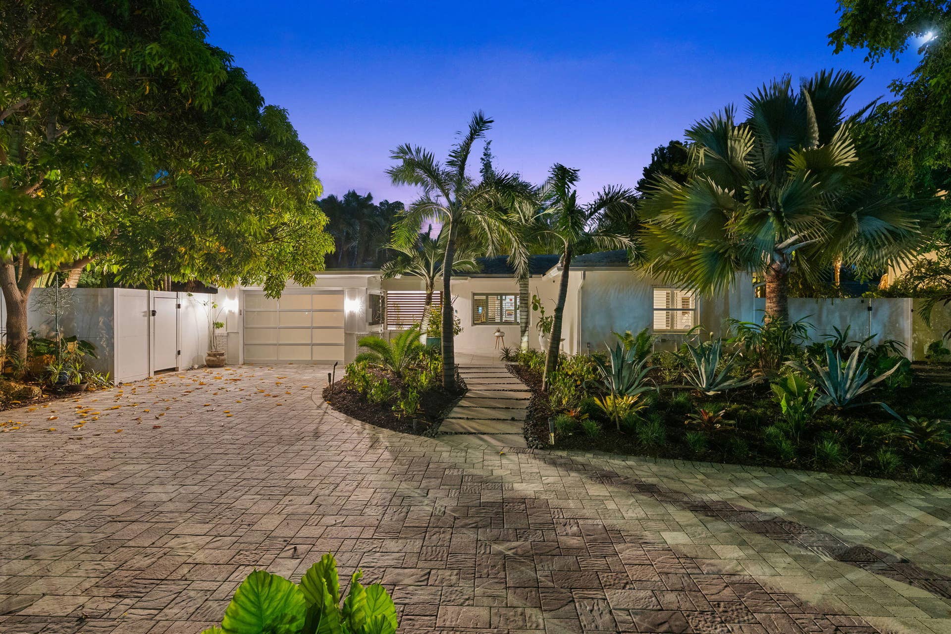 1500 MIDDLE RIVER Drive, Fort Lauderdale, FL 33304 74-web-or-mls-1500 Middle River Dr, Fort