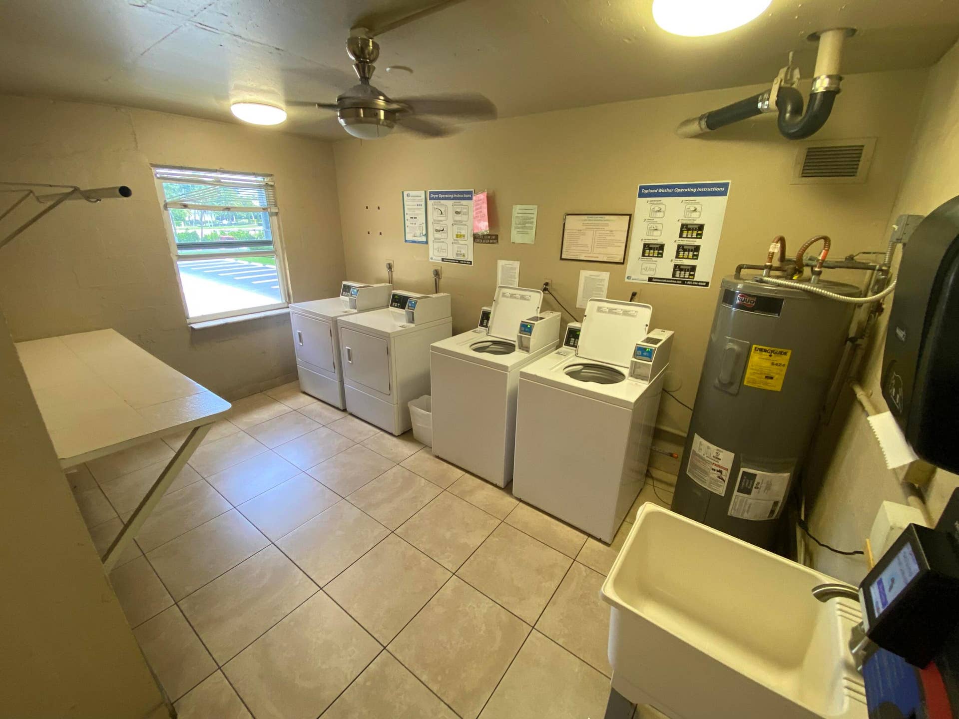 777 S Federal Highway, #209B, Pompano Beach, FL 33062 Island Club-Laundry room