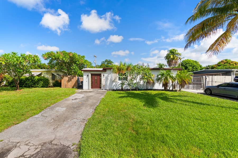 Property photo for 5581 CALICO Road, West Palm Beach, FL