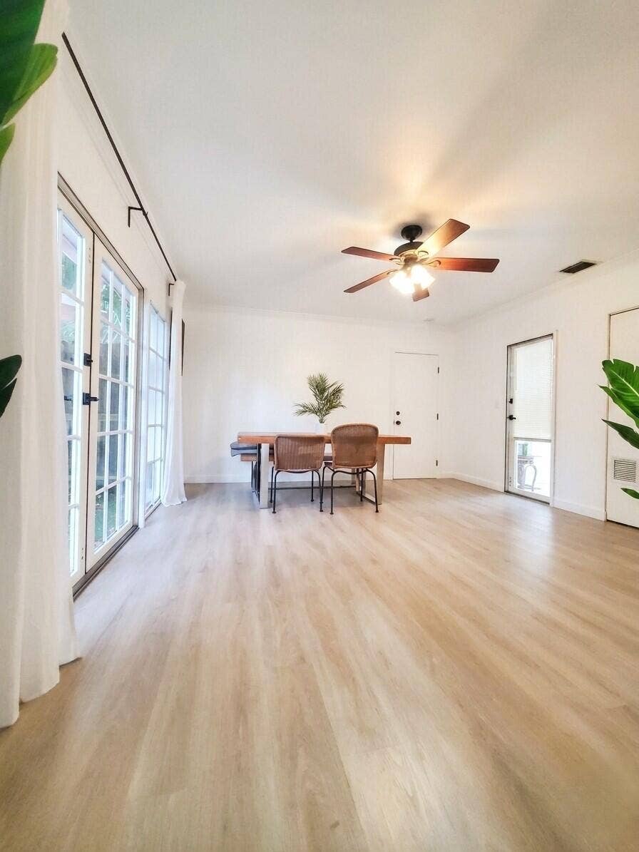 1400 NE 4TH Court, #1, Fort Lauderdale, Fort Lauderdale, FL 33301 Living/Dining