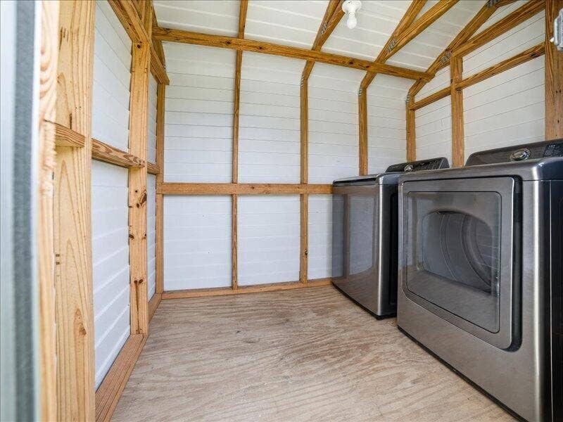 91 NE 6TH Court, Deerfield Beach, FL 33441 Laundry Room