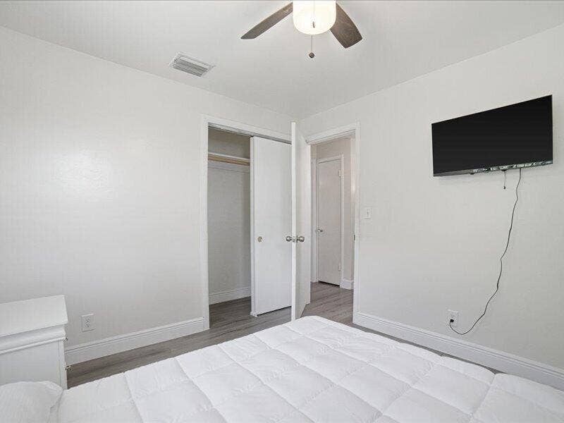 91 NE 6TH Court, Deerfield Beach, FL 33441 Bedroom 3