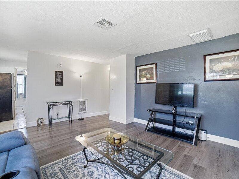 91 NE 6TH Court, Deerfield Beach, FL 33441 Living Room
