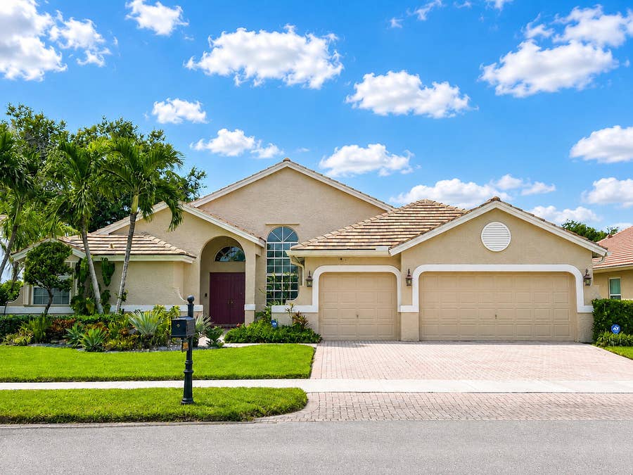 Property photo for 2783 E ABIACA Circle, Davie, FL