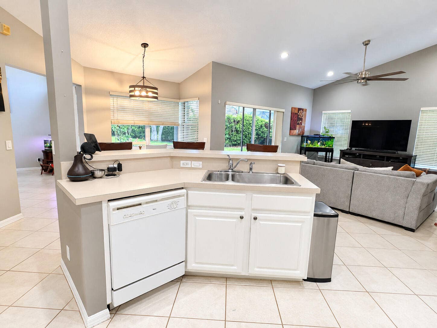 2783 E ABIACA Circle, Davie, FL 33328 Kitchen
